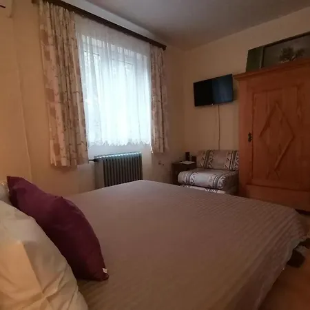 公寓 Sandrea 苏博蒂察